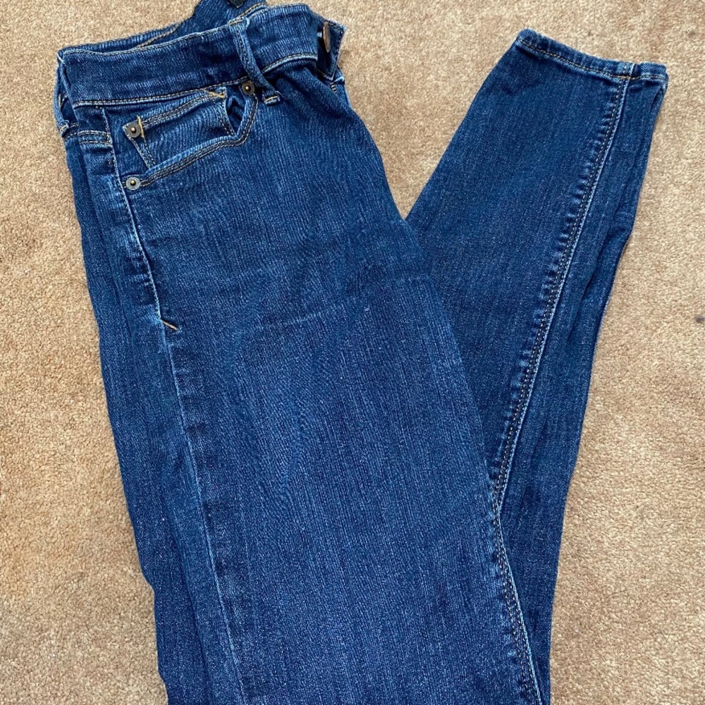 Dark Jeans